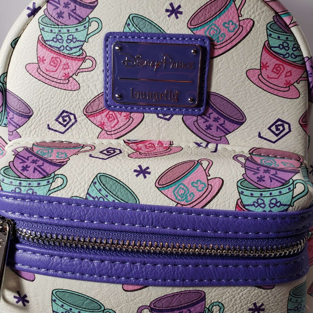 Disny Loungefly Mad Hatter Mini backpack - Picture 4 of 8